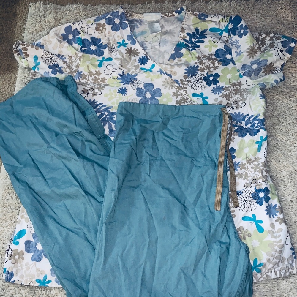 Scrub Set